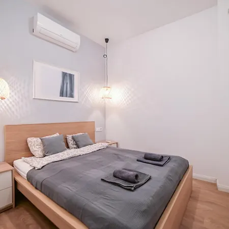 Cosy Corner - Csengery Street