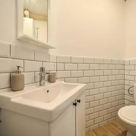 Cosy Corner - Csengery Street *